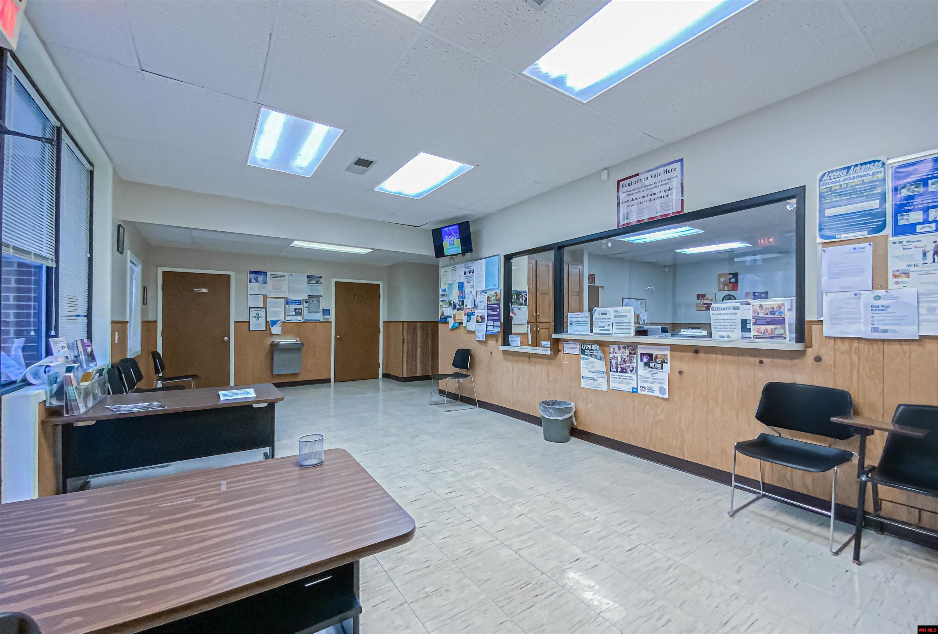 114 E OLD MAIN STREET Yellville, AR