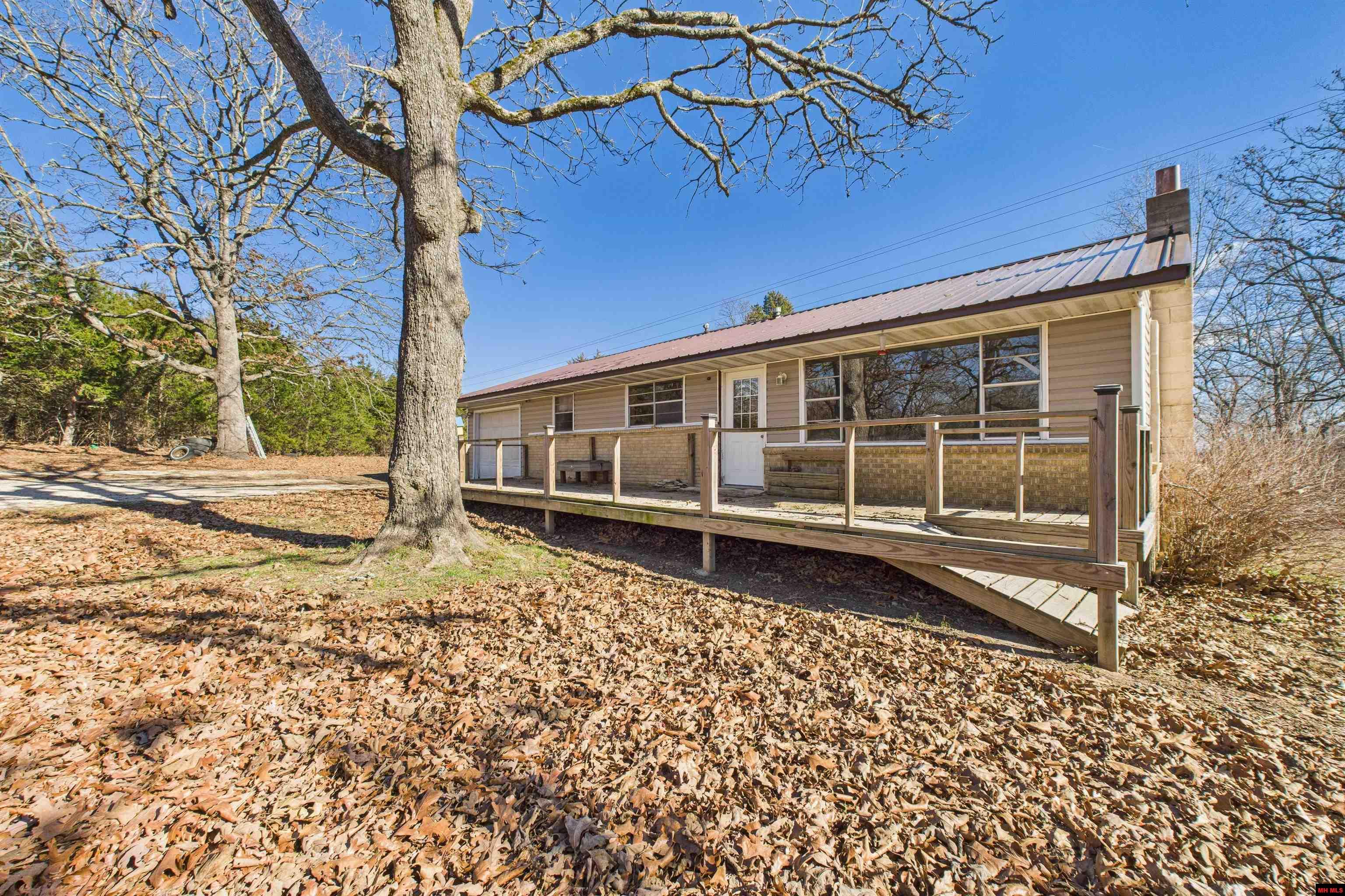 8262 HWY 5 Gainesville, MO