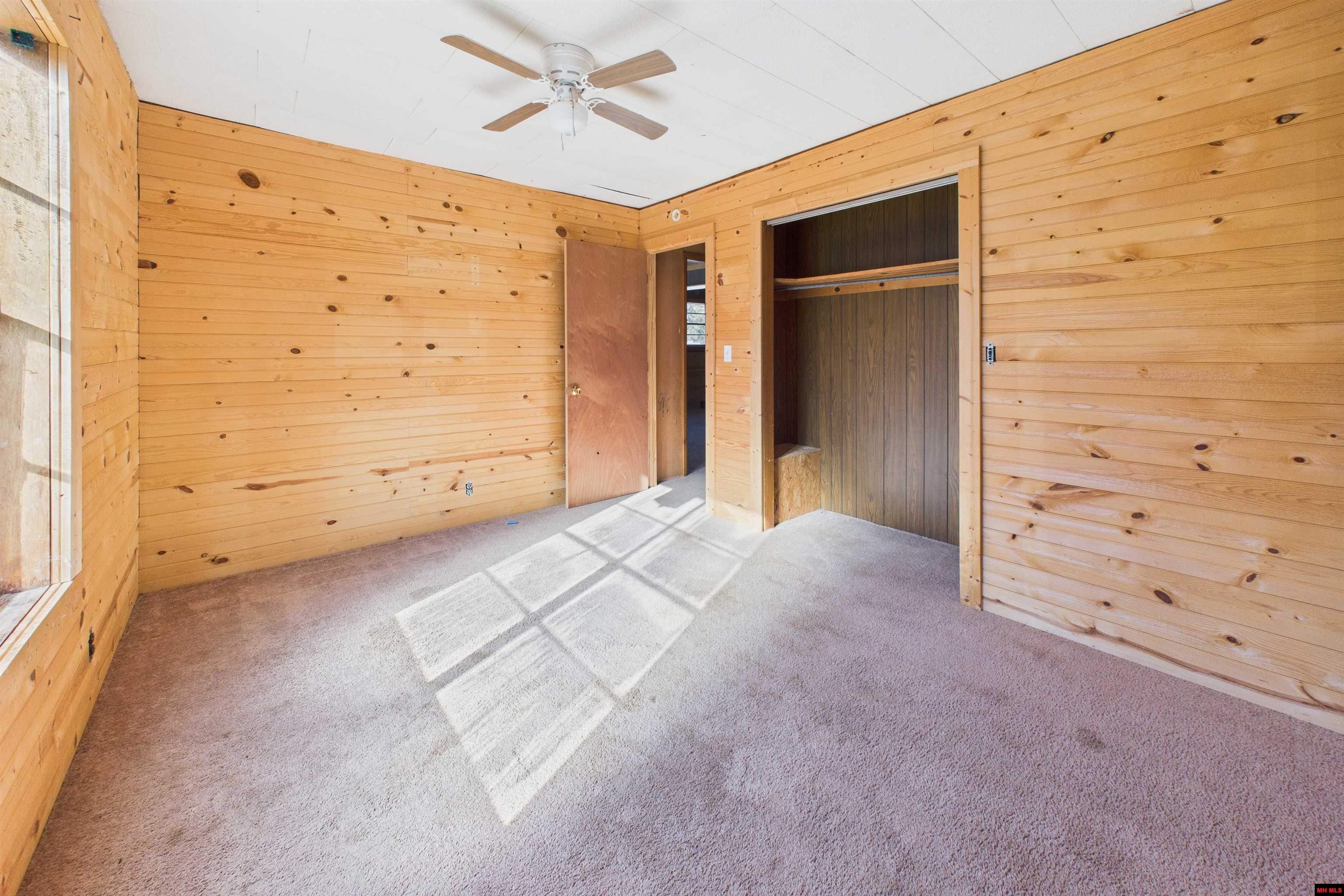 8262 HWY 5 Gainesville, MO