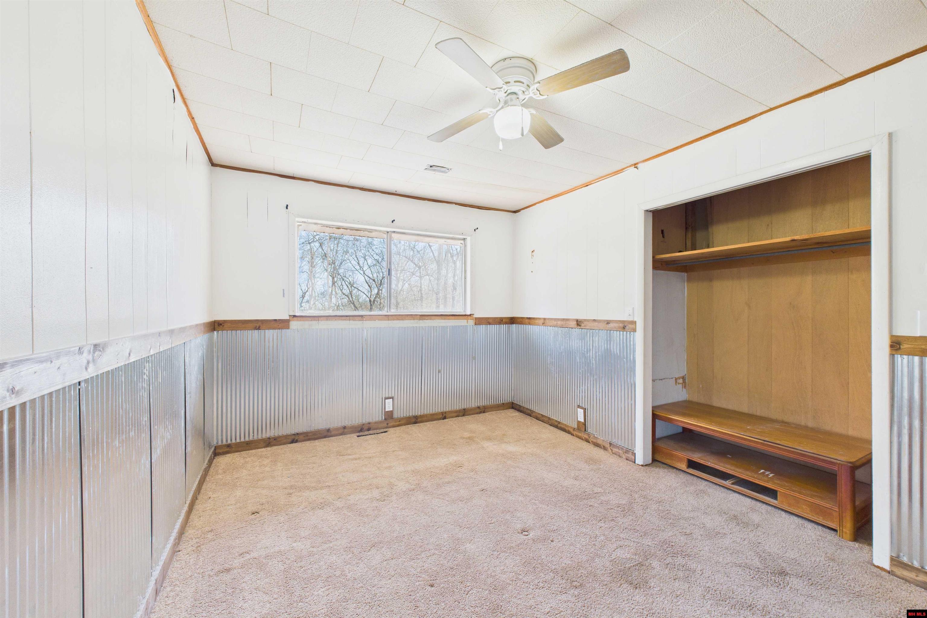 8262 HWY 5 Gainesville, MO