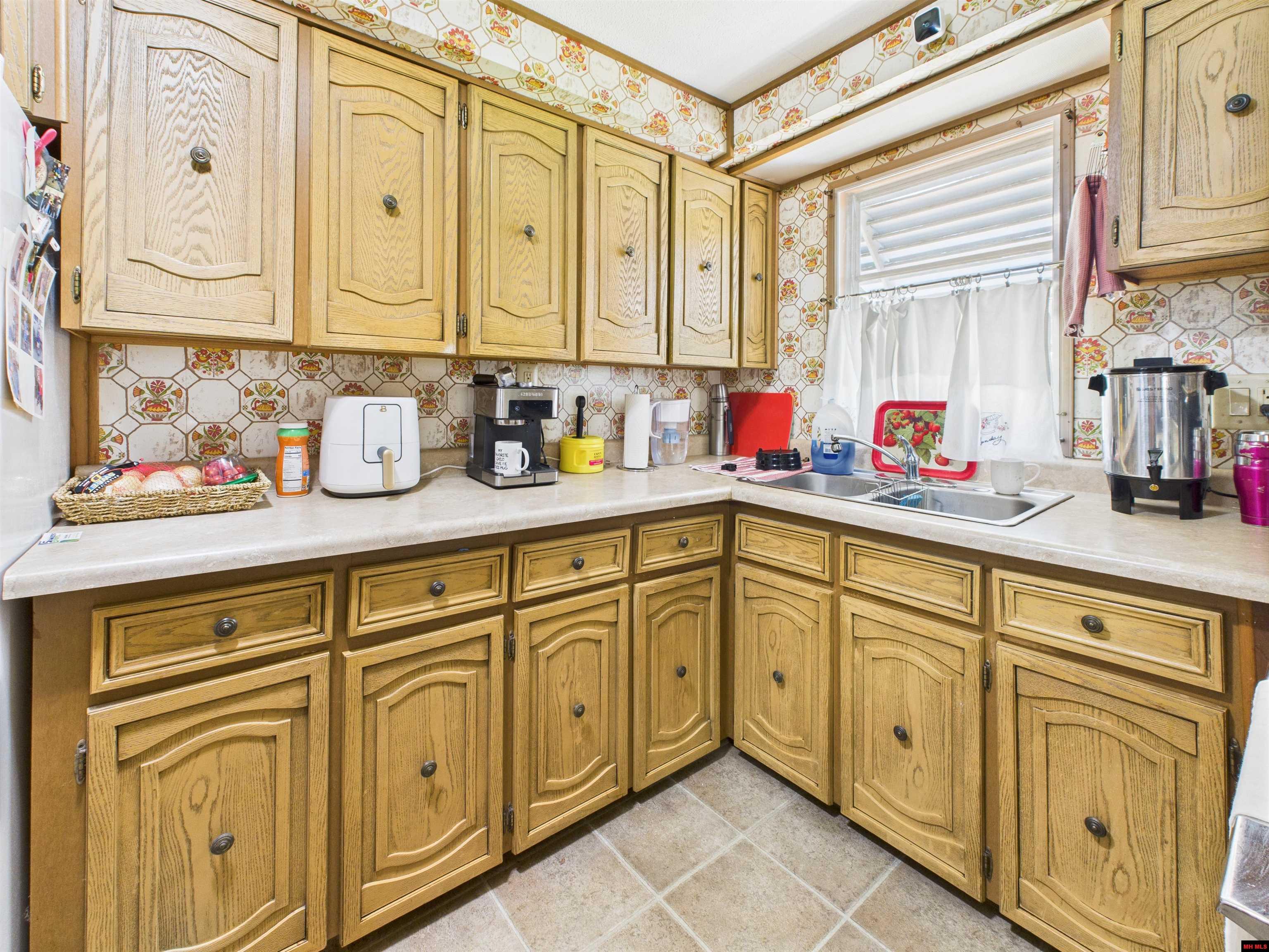 661 NUBBIN RIDGE ROAD Lakeview, AR