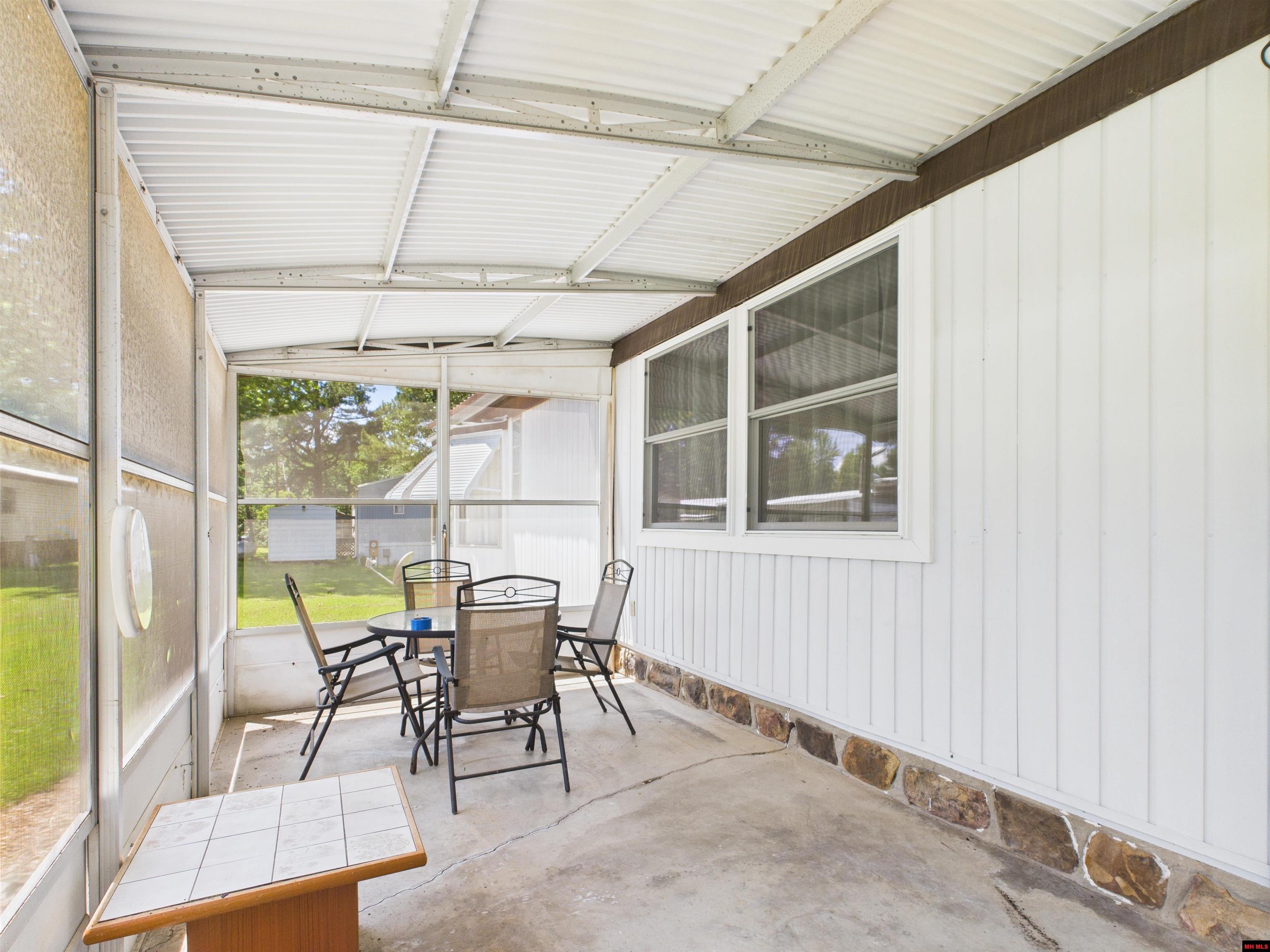 661 NUBBIN RIDGE ROAD Lakeview, AR