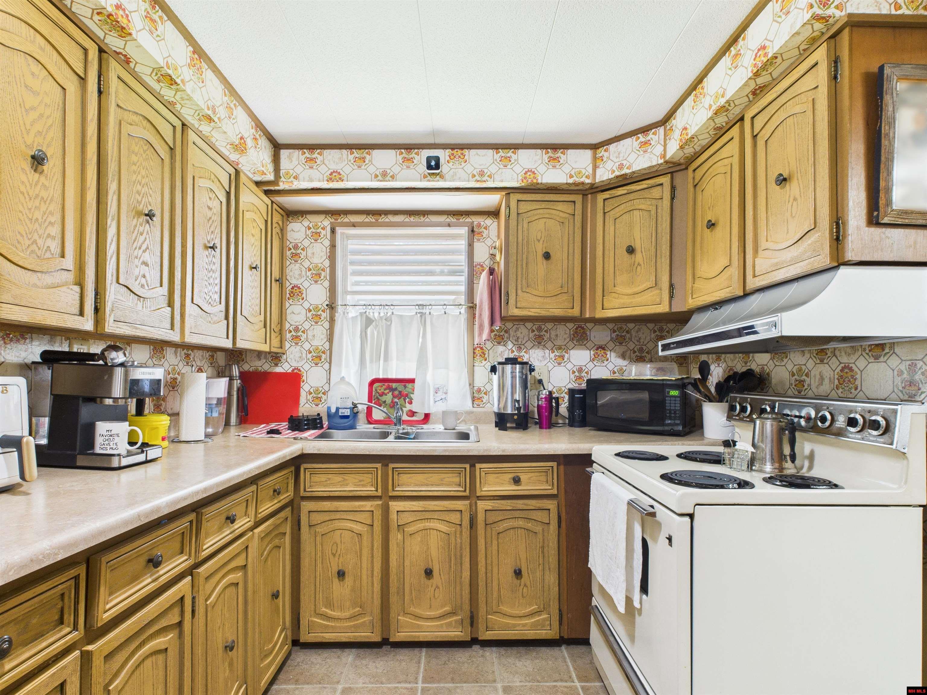 661 NUBBIN RIDGE ROAD Lakeview, AR