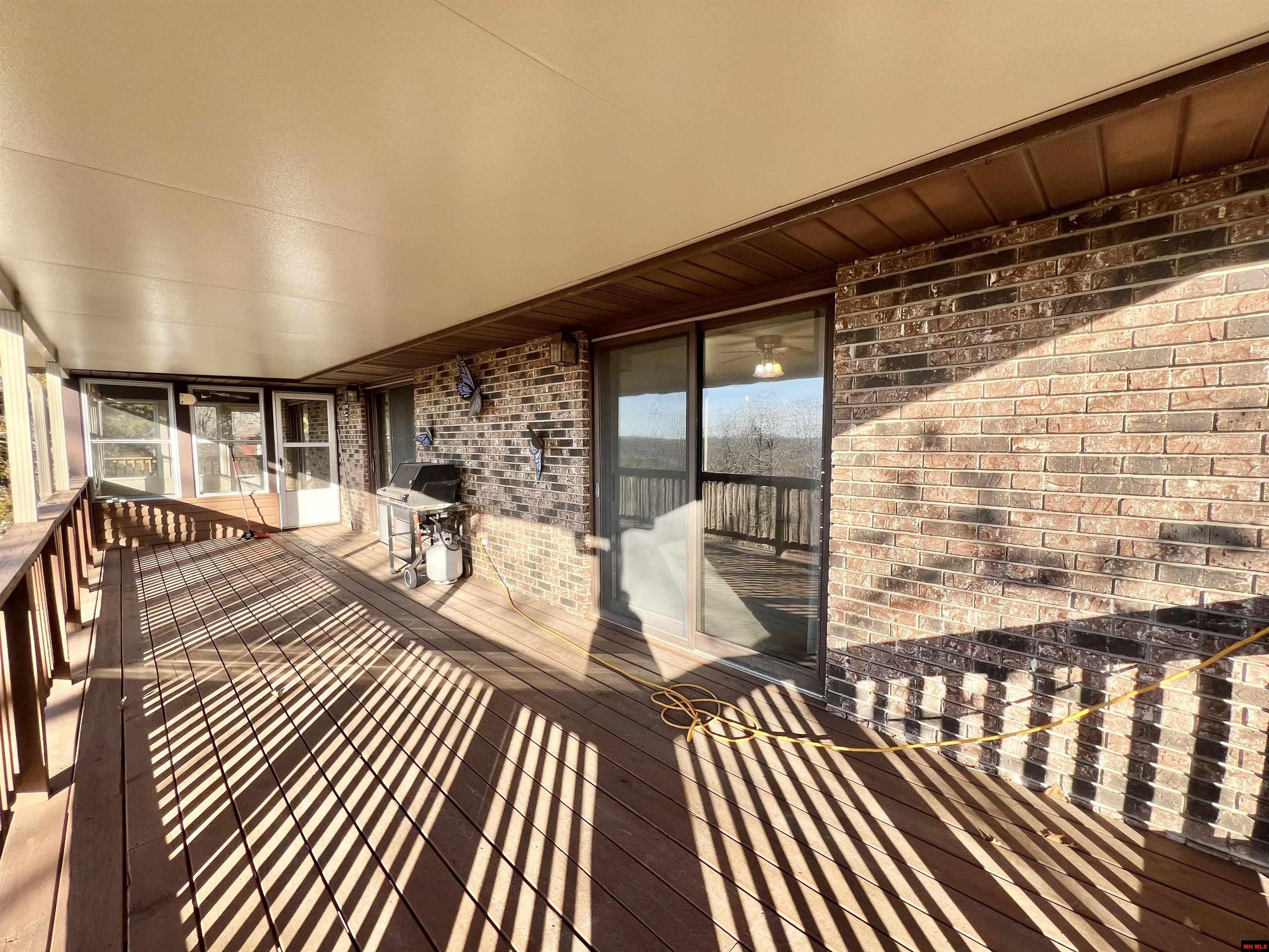 1285 Robinson Point Road