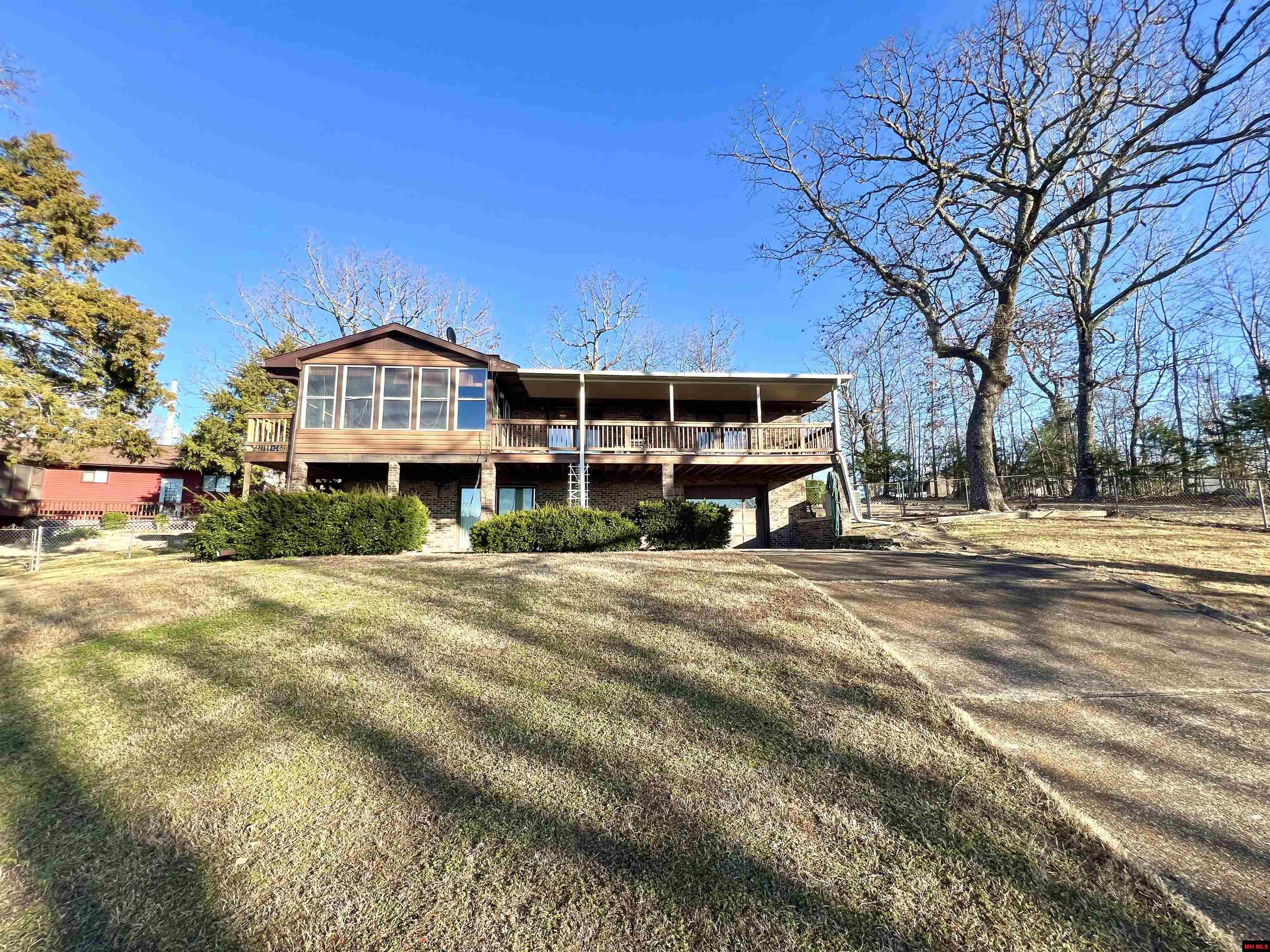 1285 Robinson Point Road