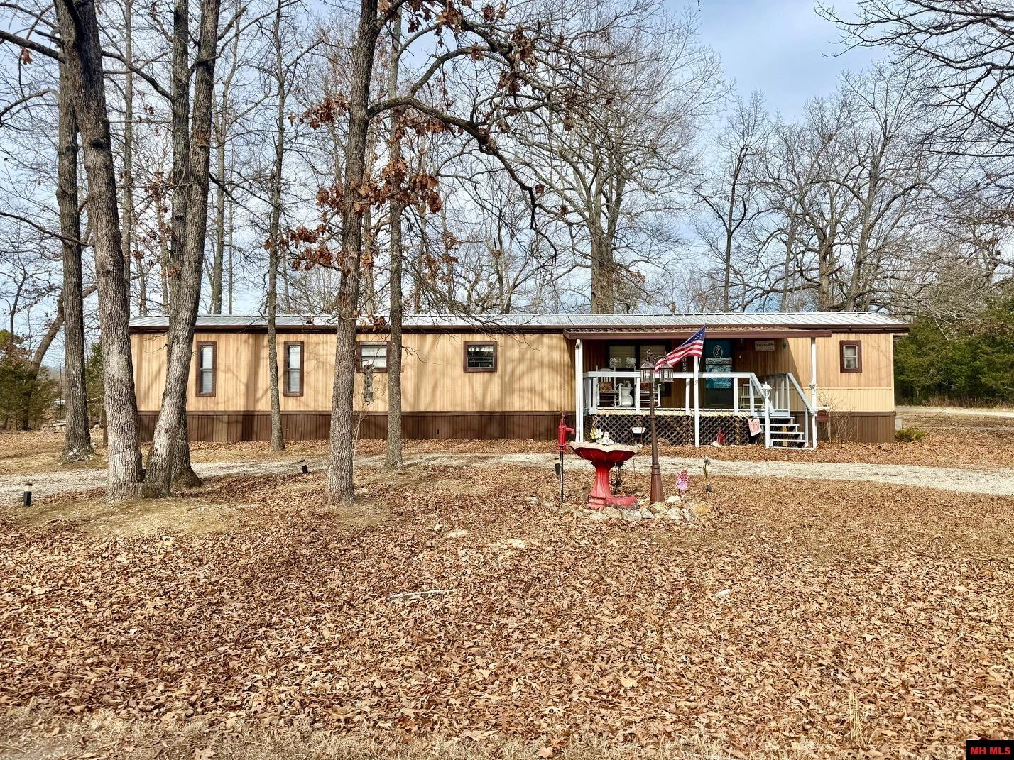 502 WALNUT AVENUE Bull Shoals, AR