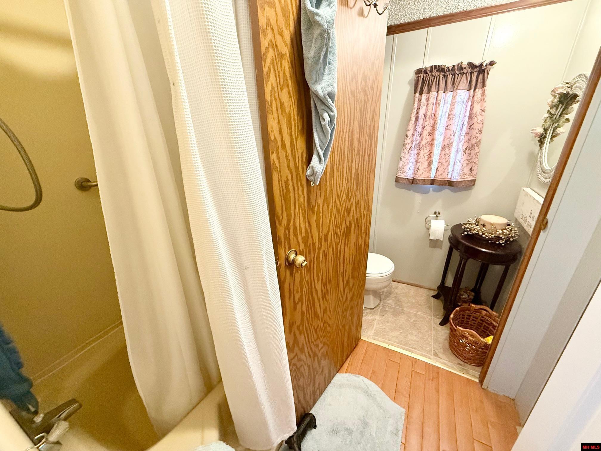 502 WALNUT AVENUE Bull Shoals, AR