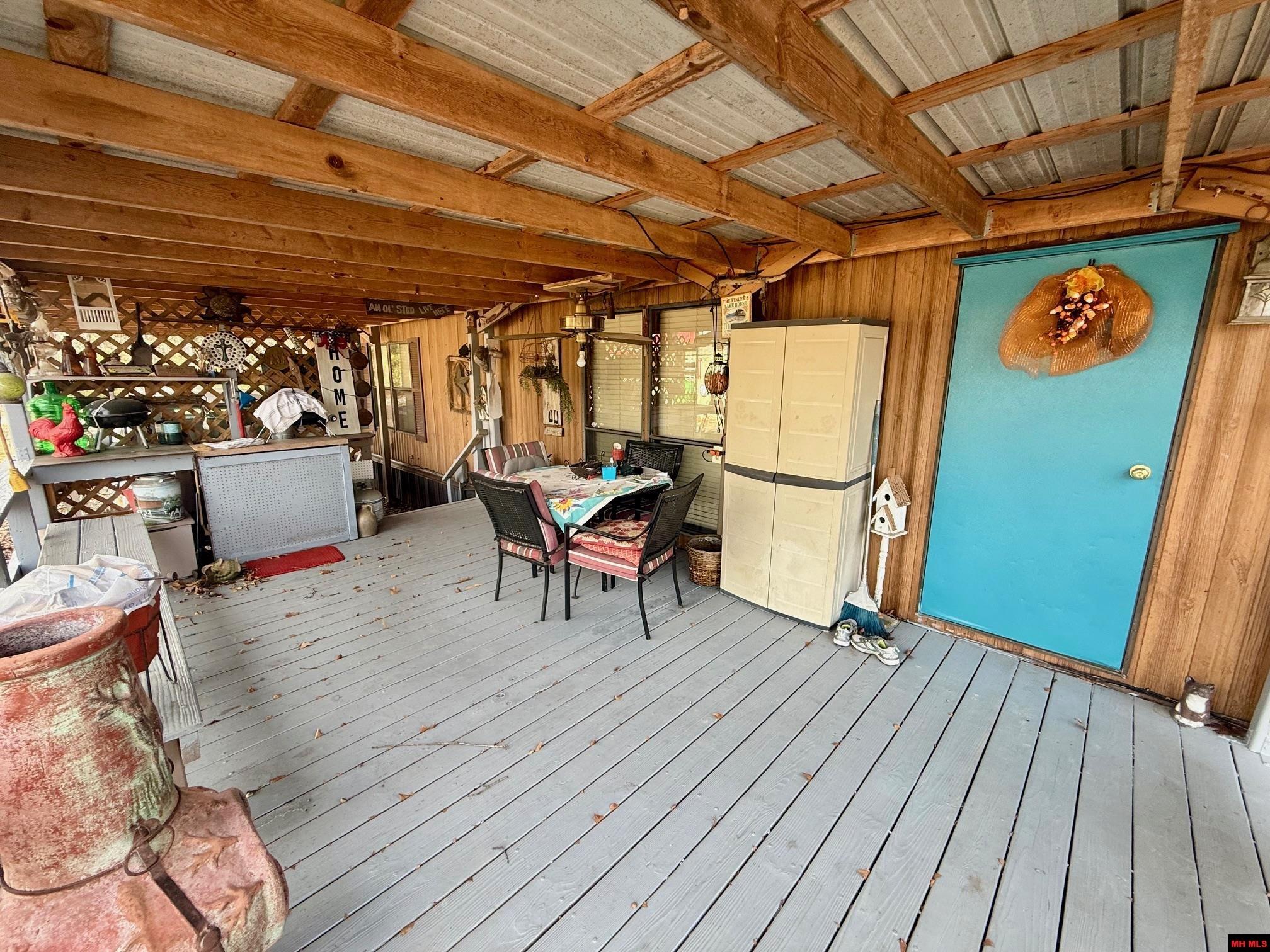 502 WALNUT AVENUE Bull Shoals, AR