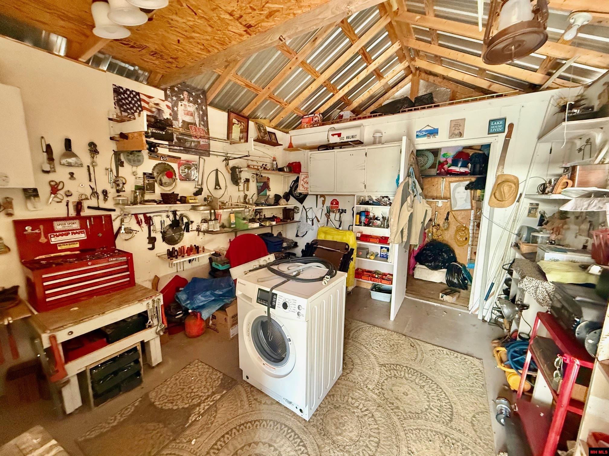 502 WALNUT AVENUE Bull Shoals, AR