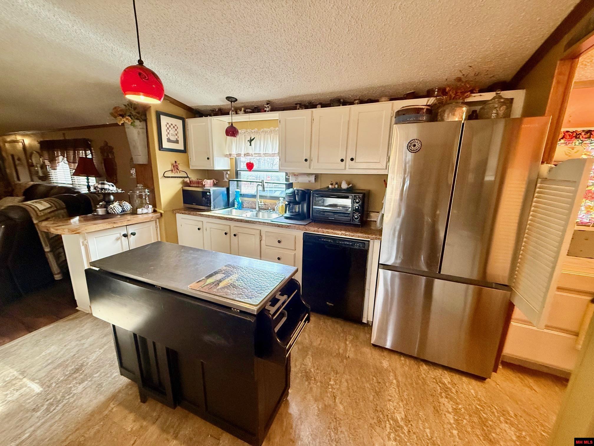 502 WALNUT AVENUE Bull Shoals, AR