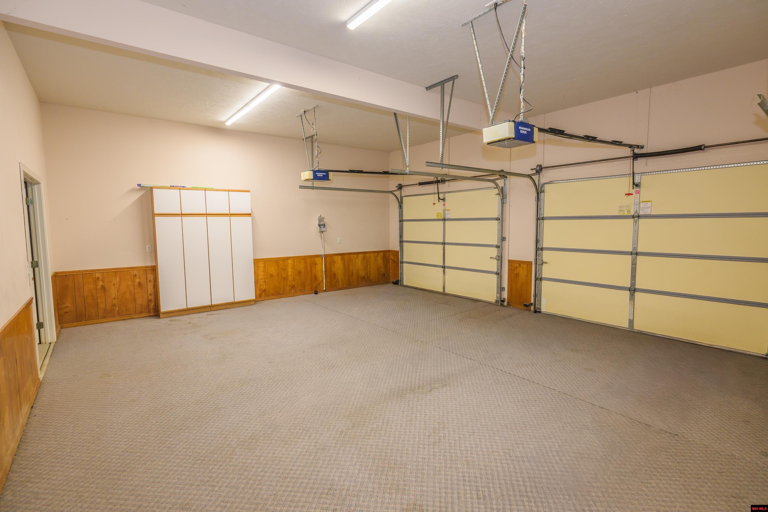 616 LEATHERWOOD DRIVE Mountain Home, AR