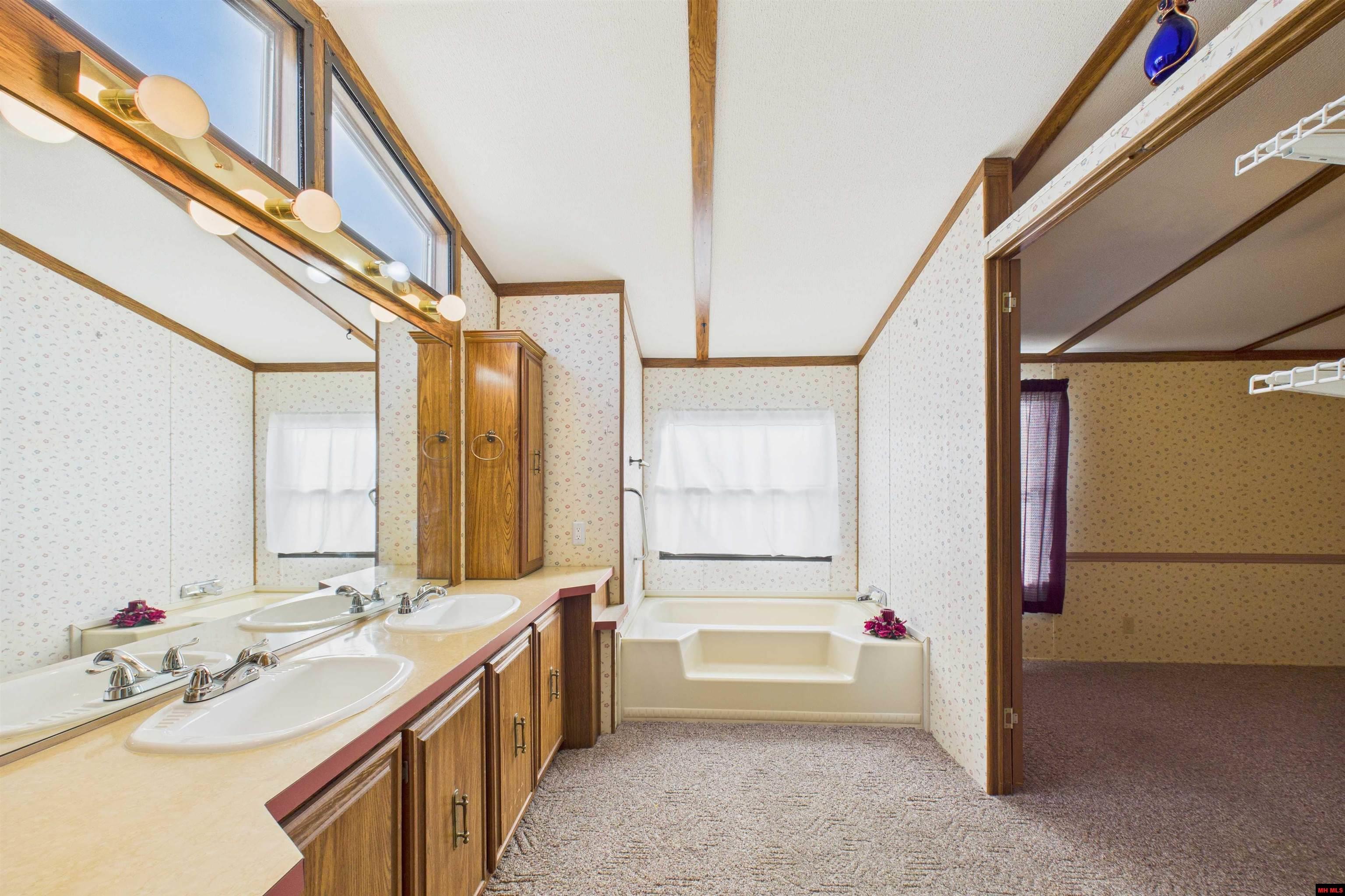 43 NORA COURT Mountain Home, AR