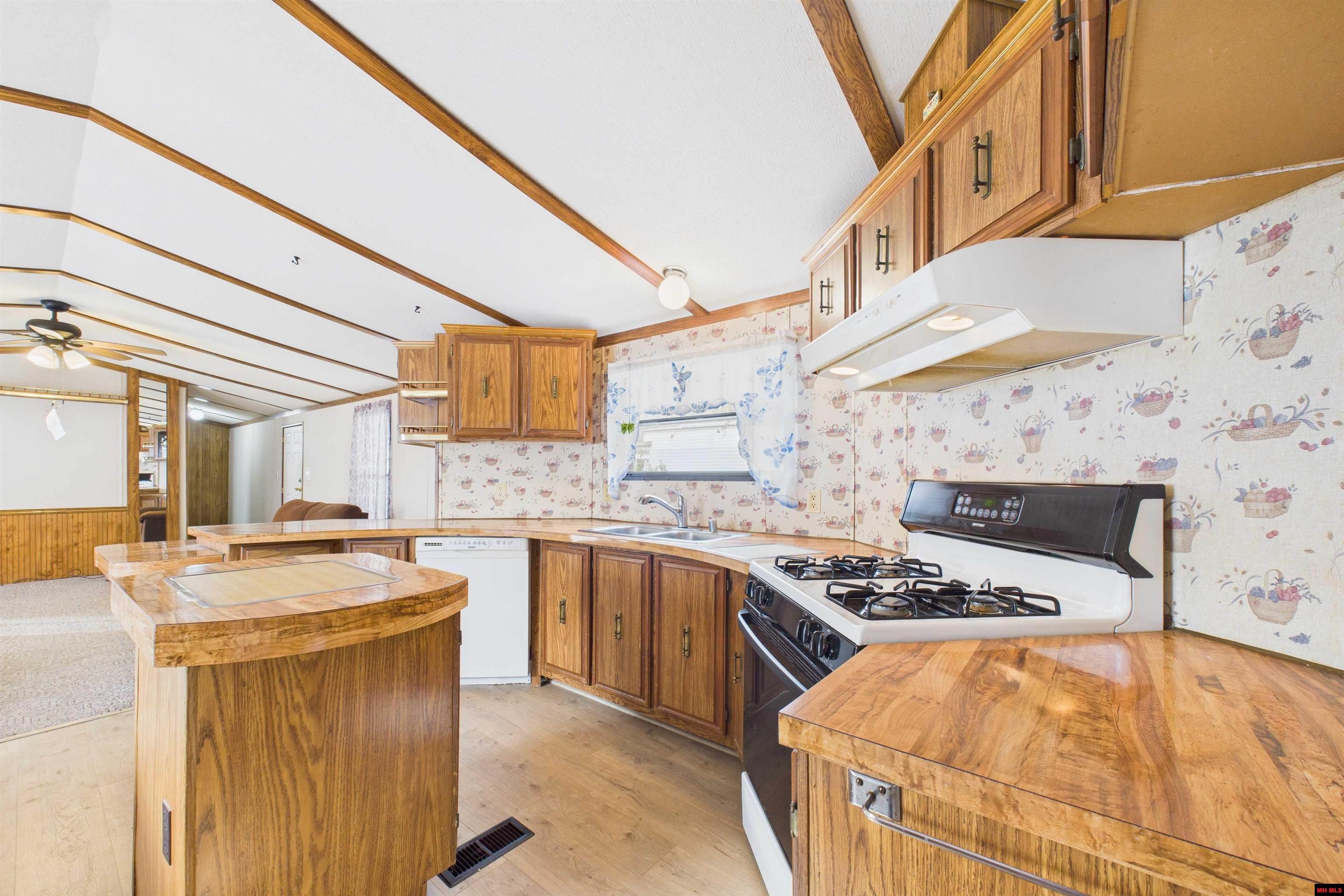 43 NORA COURT Mountain Home, AR