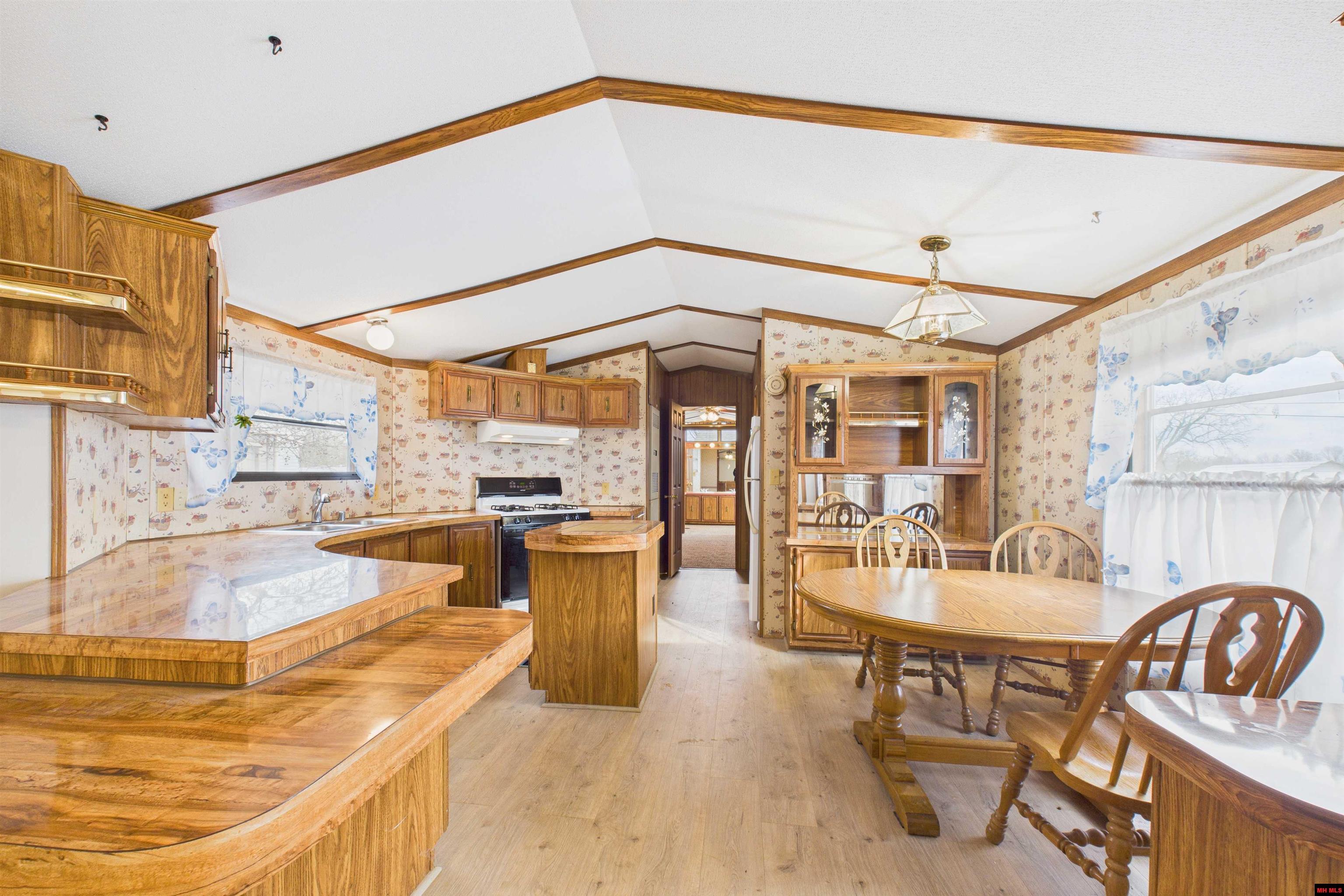 43 NORA COURT Mountain Home, AR