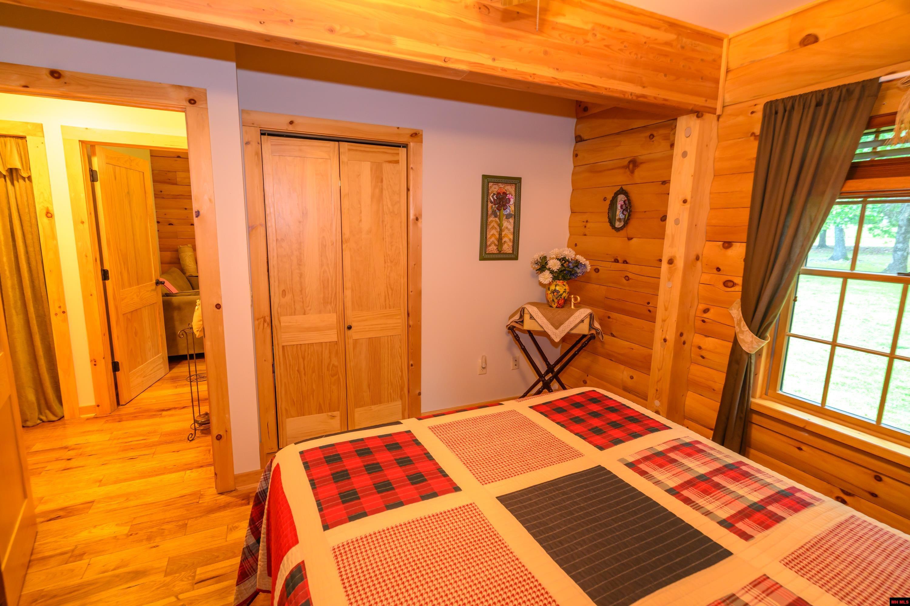 706 BLACKJACK TRAIL Mountain Home, AR