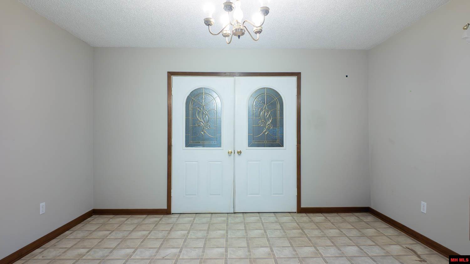 439 HALEY STREET Melbourne, AR