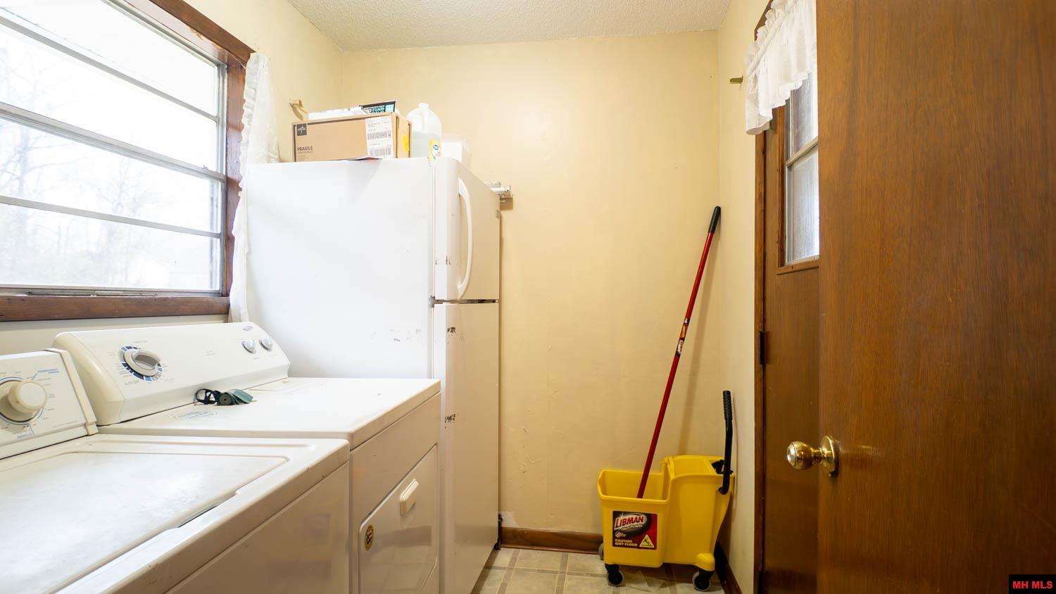 439 HALEY STREET Melbourne, AR