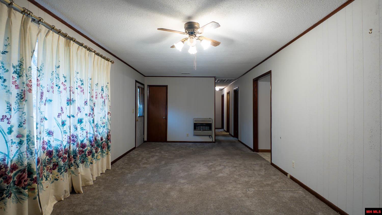 439 HALEY STREET Melbourne, AR