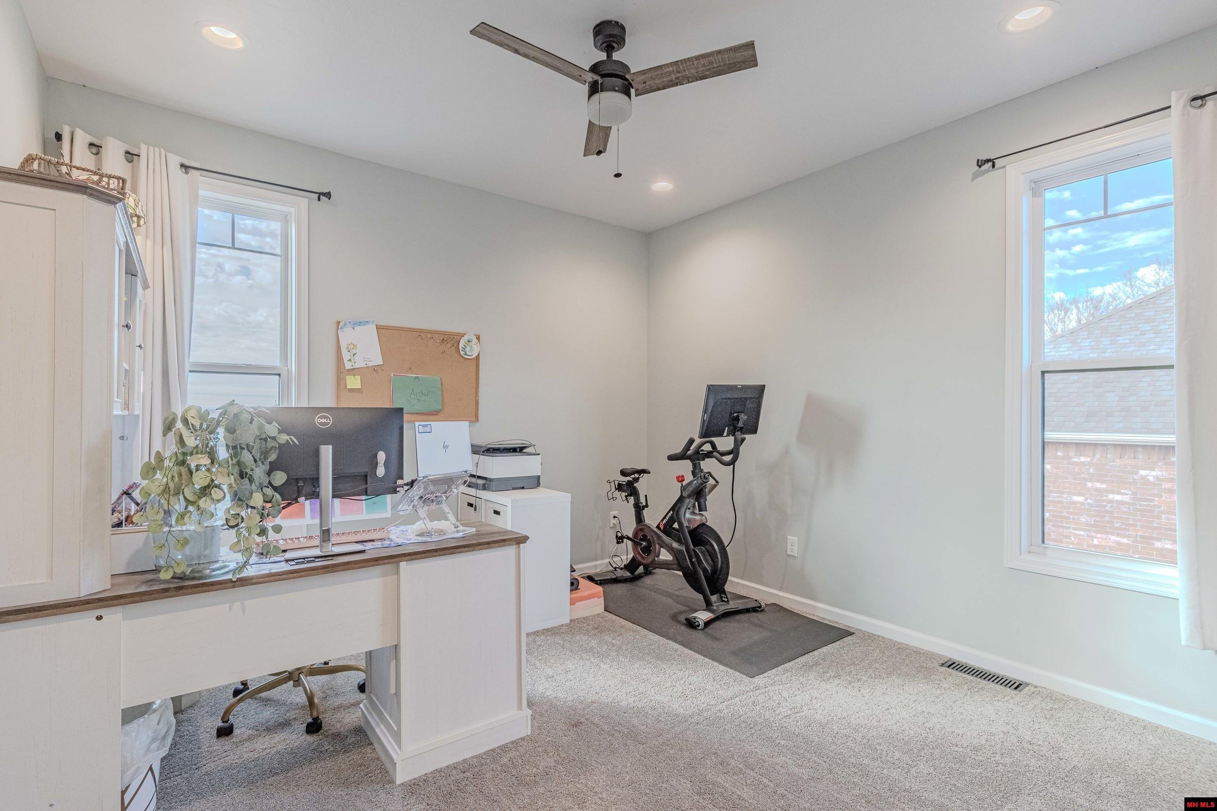 1216 Chestnut Hills Drive