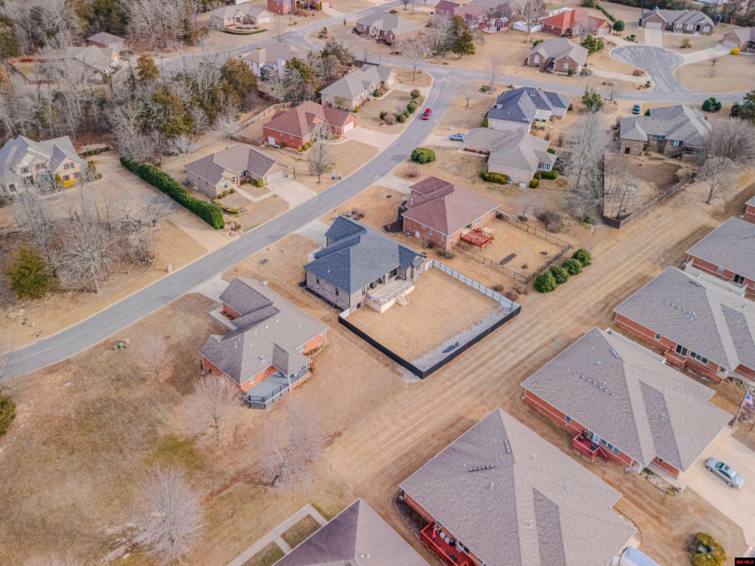 1216 Chestnut Hills Drive