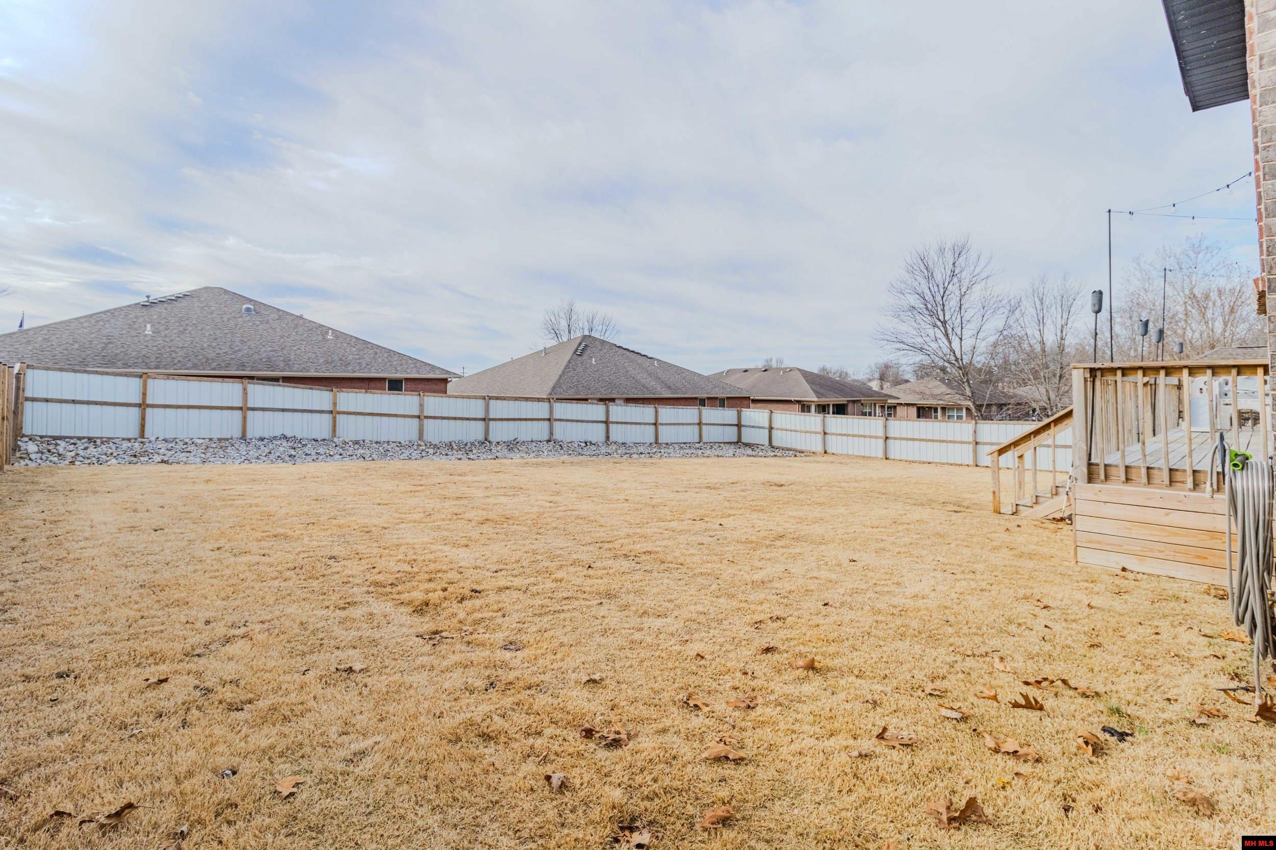 1216 Chestnut Hills Drive