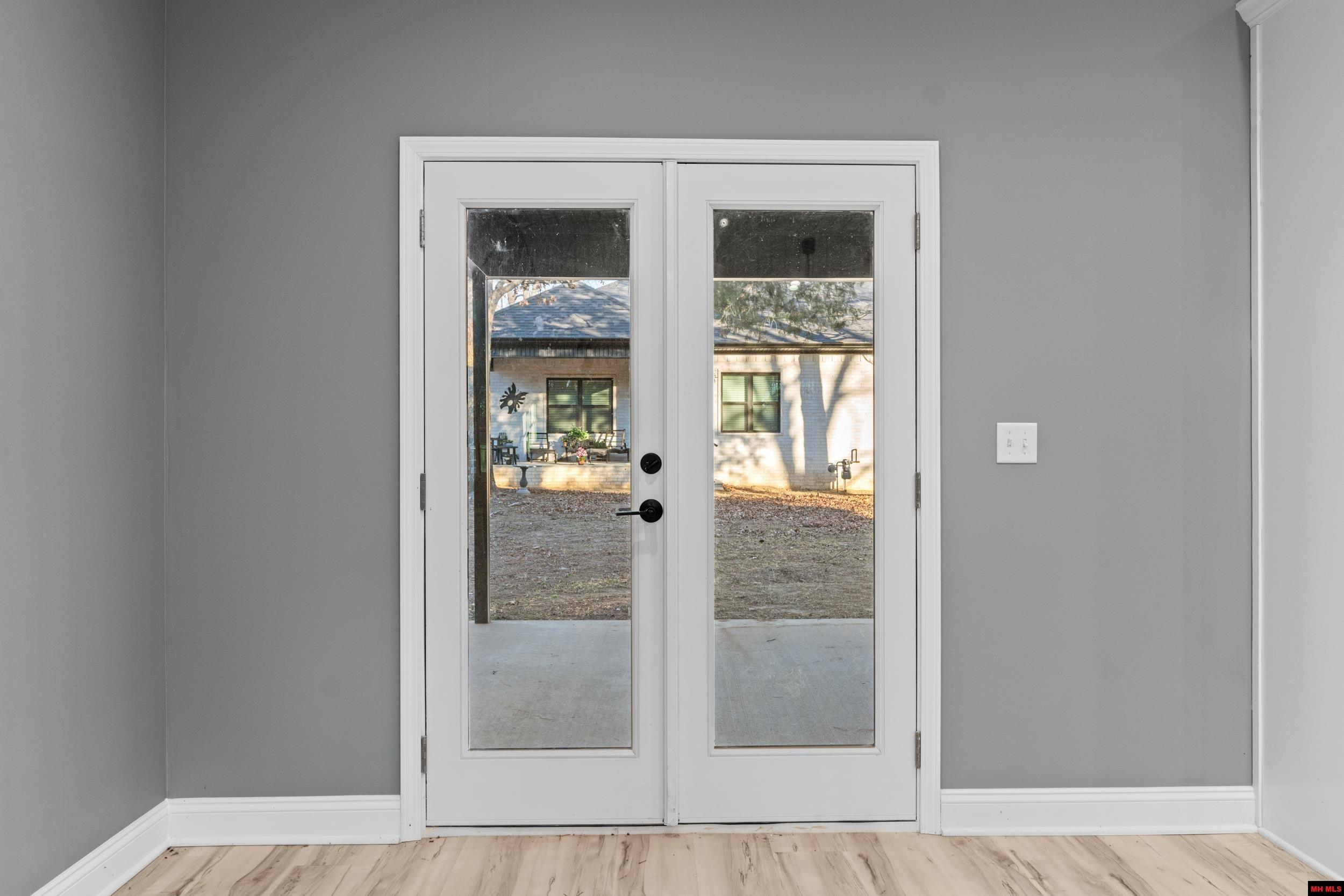 1368 Hampshire Circle