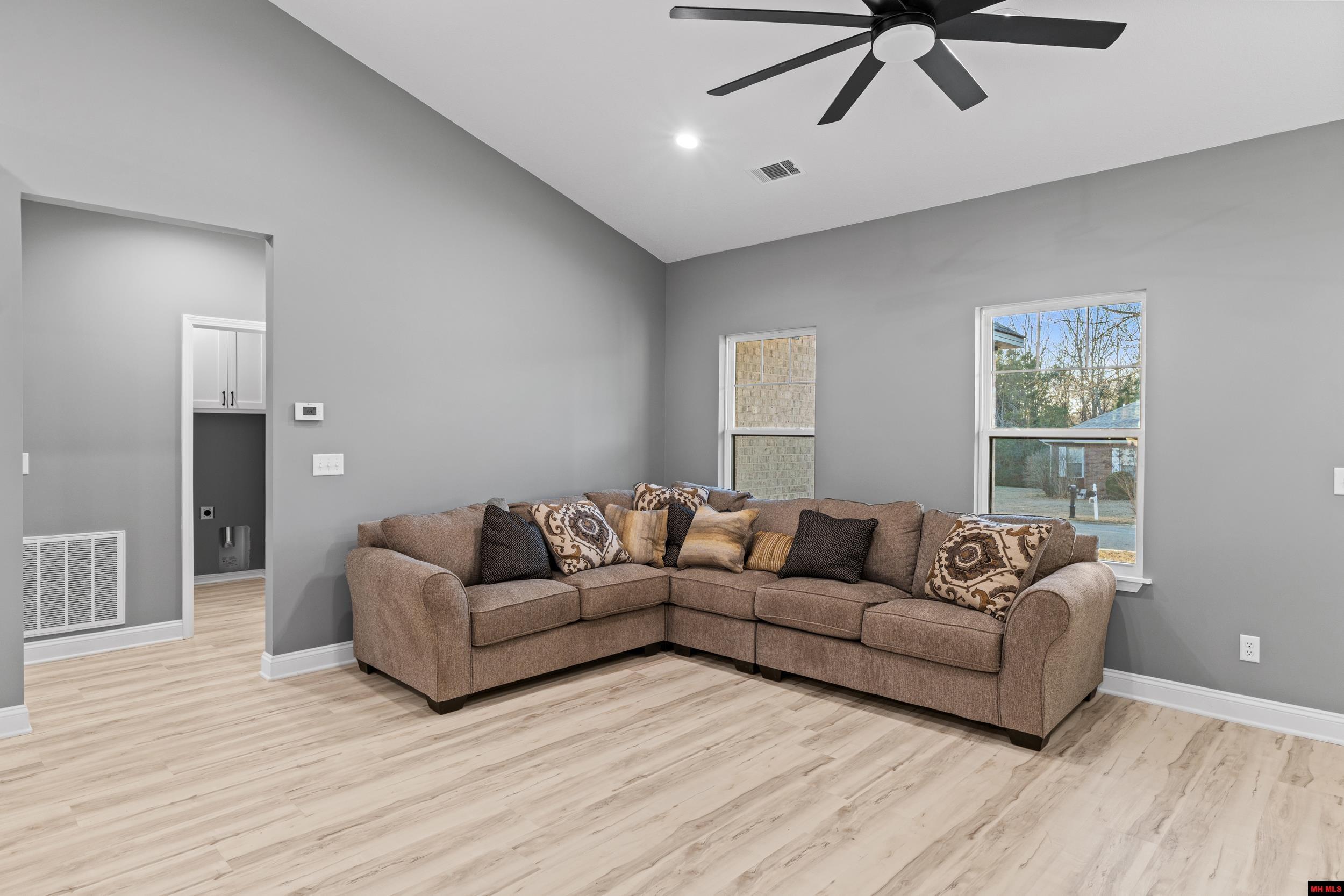 1368 Hampshire Circle