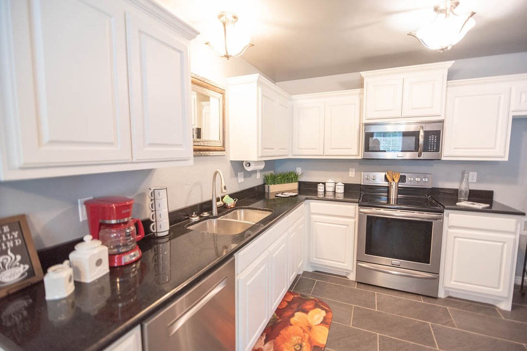 621 Bryan Dr