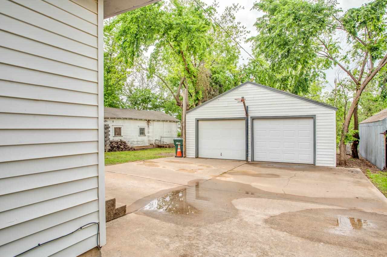 503 S Buchanan