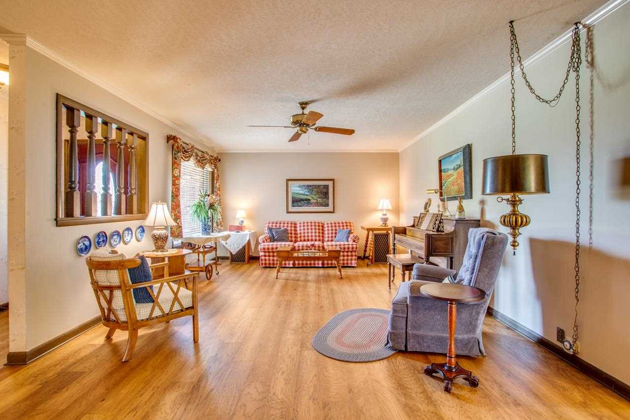 3109 W Oklahoma