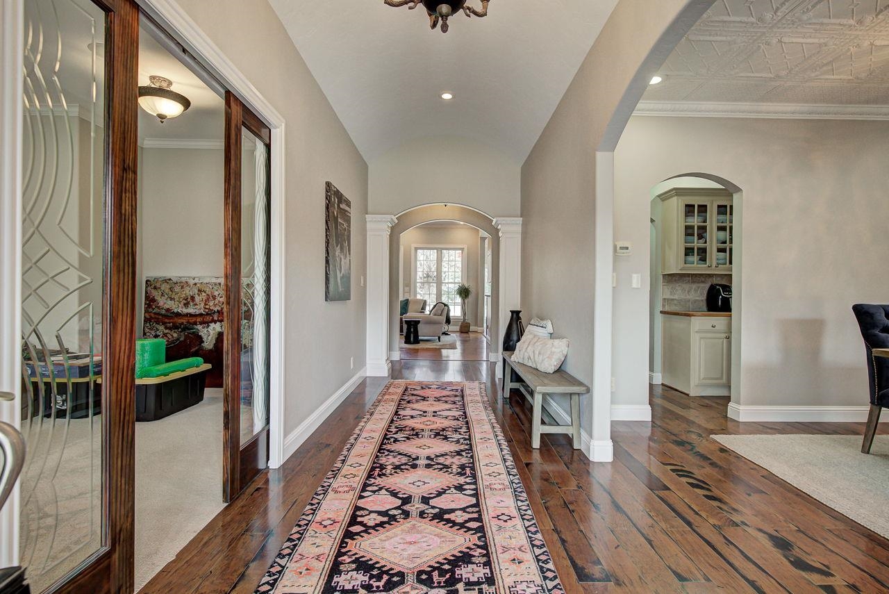 36 Wilderness Rd