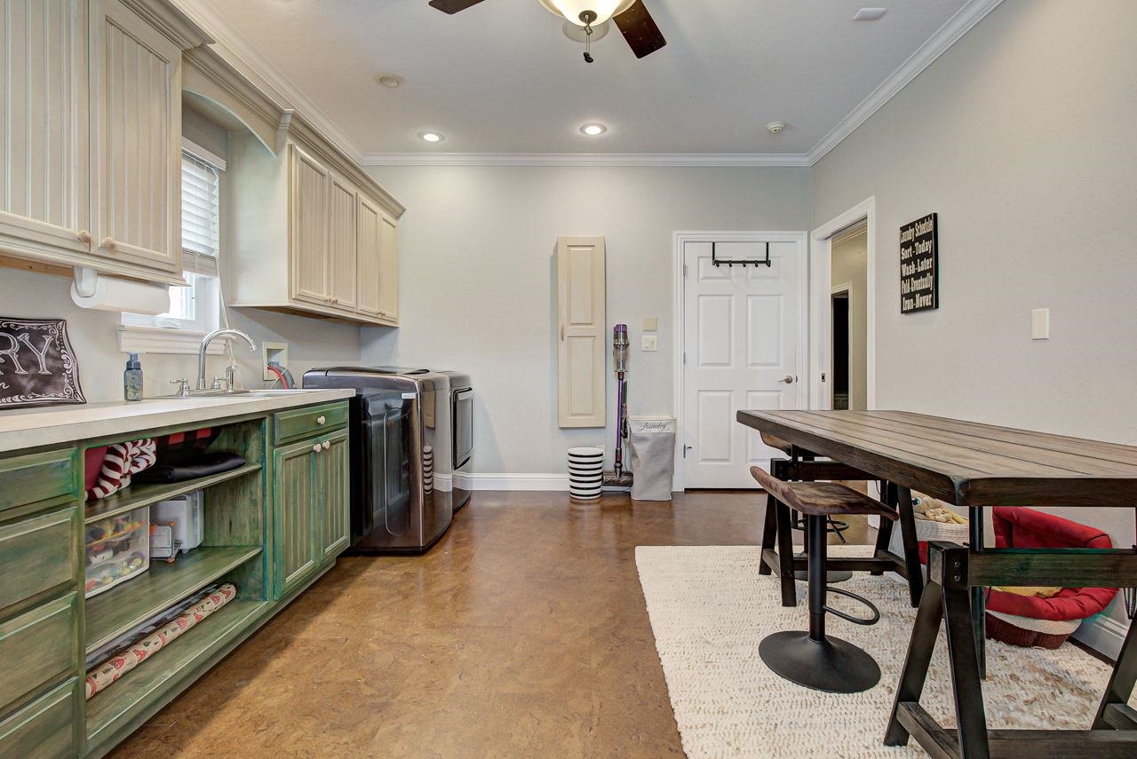36 Wilderness Rd