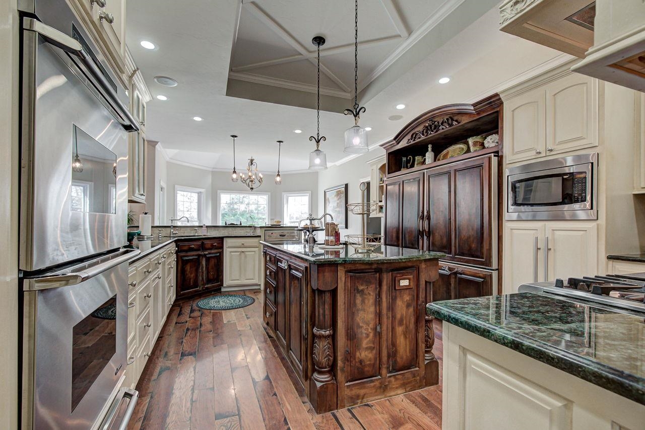 36 Wilderness Rd