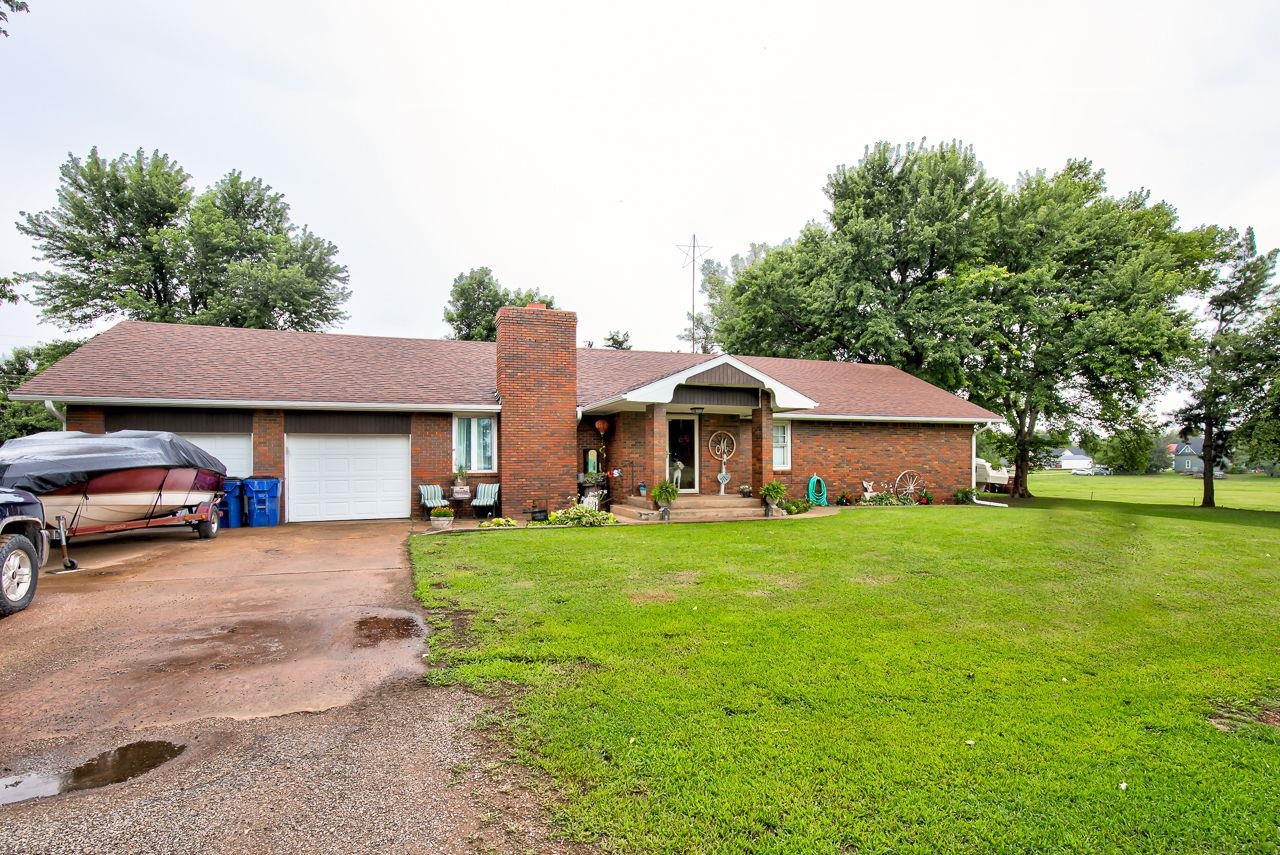 320 W 5th st