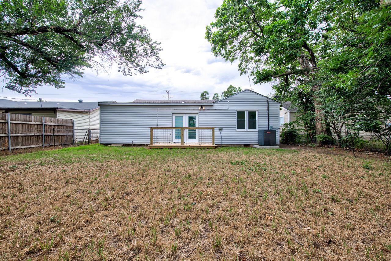 2610 W Oklahoma Ave