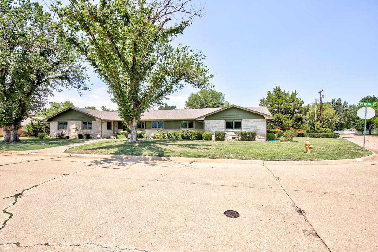 1502 Ramona Dr