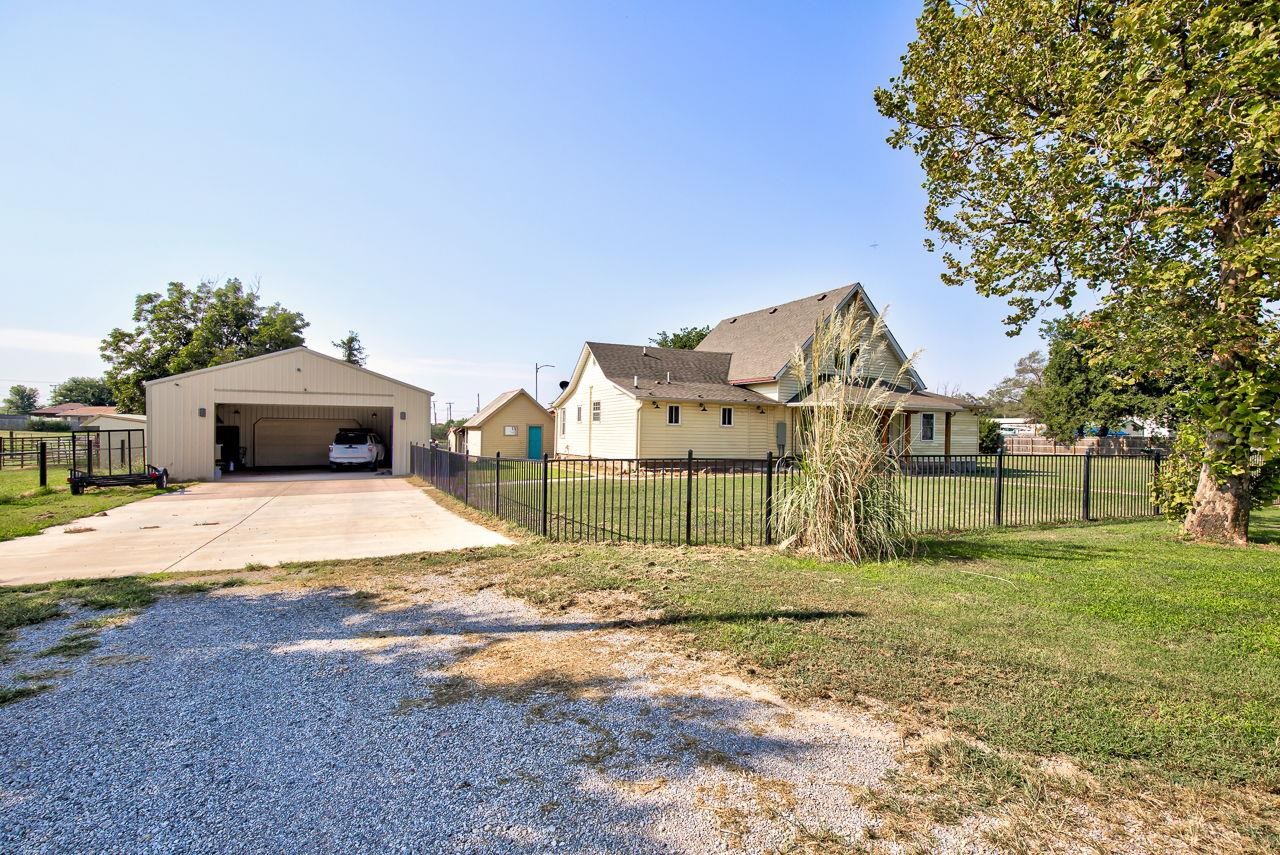 431 E Aspen Ave