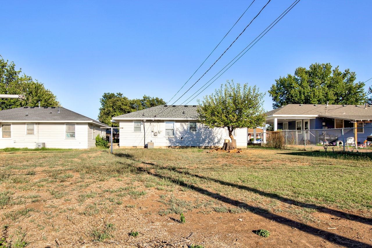 1210 S Adams