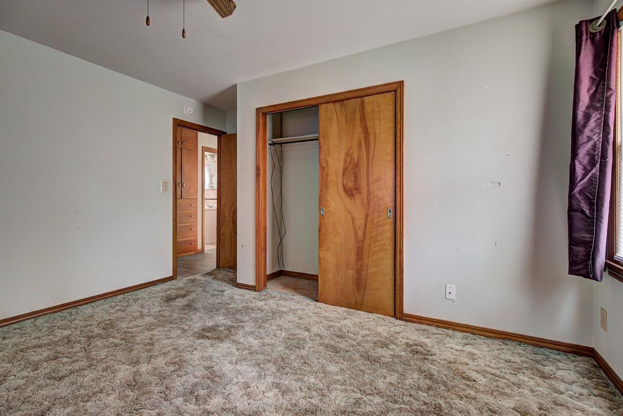 1210 S Adams