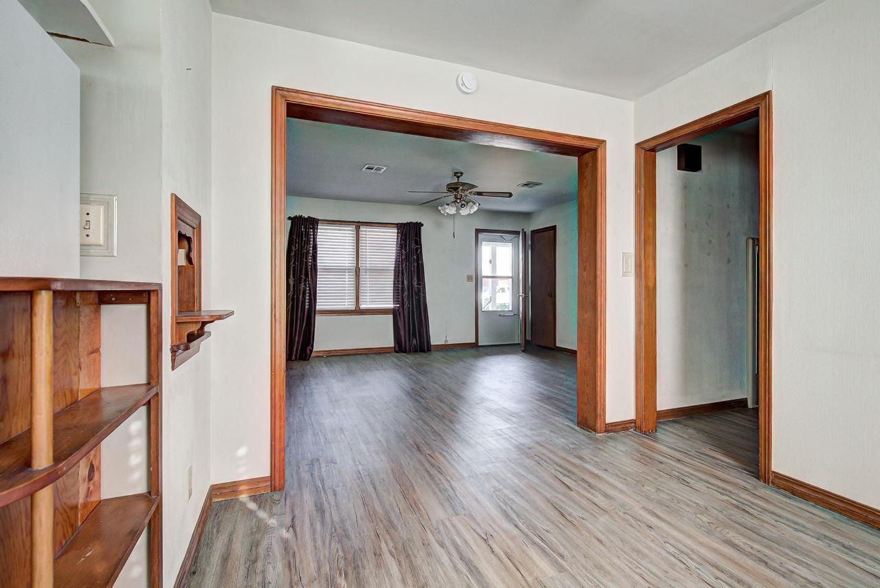 1210 S Adams