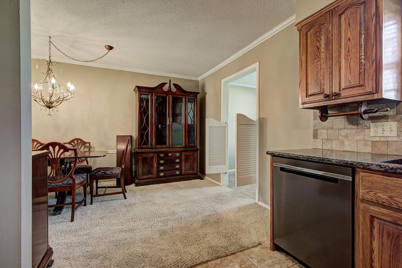 2300 Indian Dr