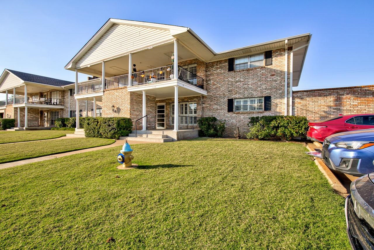 2300 Indian Dr