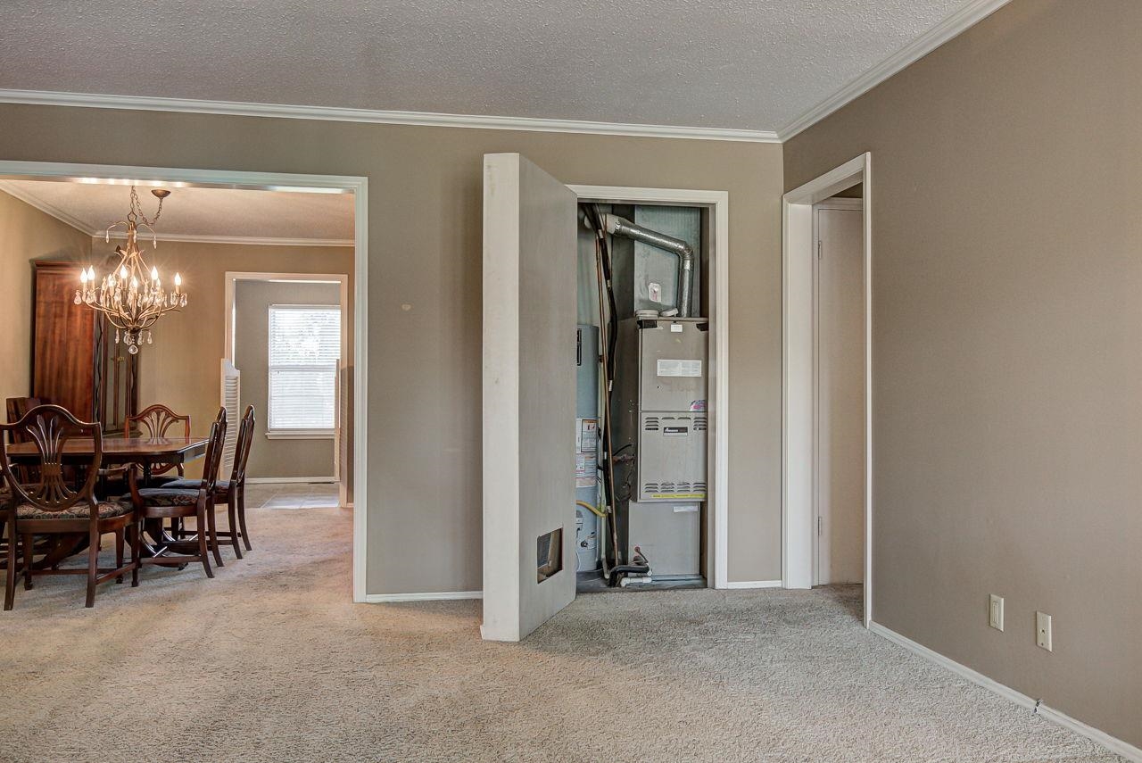 2300 Indian Dr