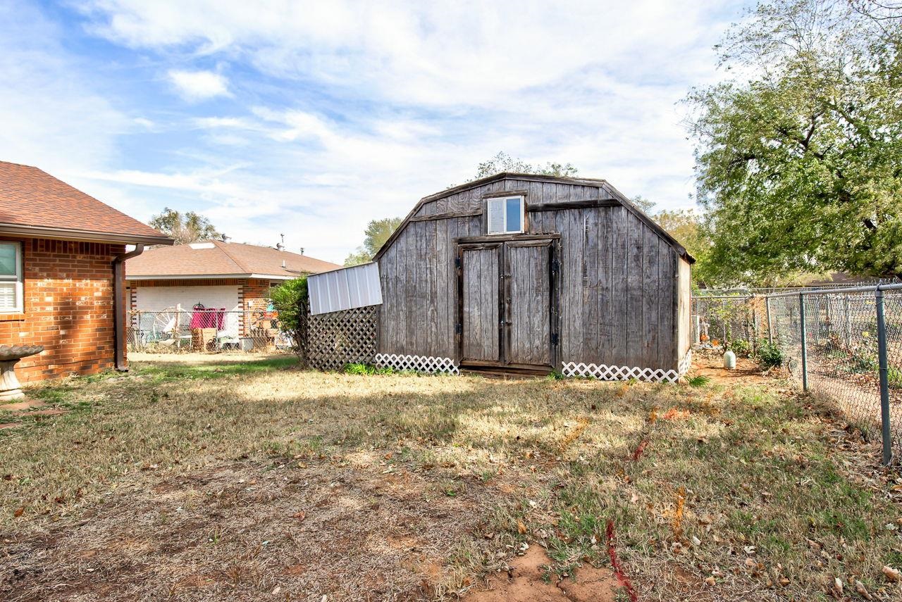 3603 McClaflin Dr