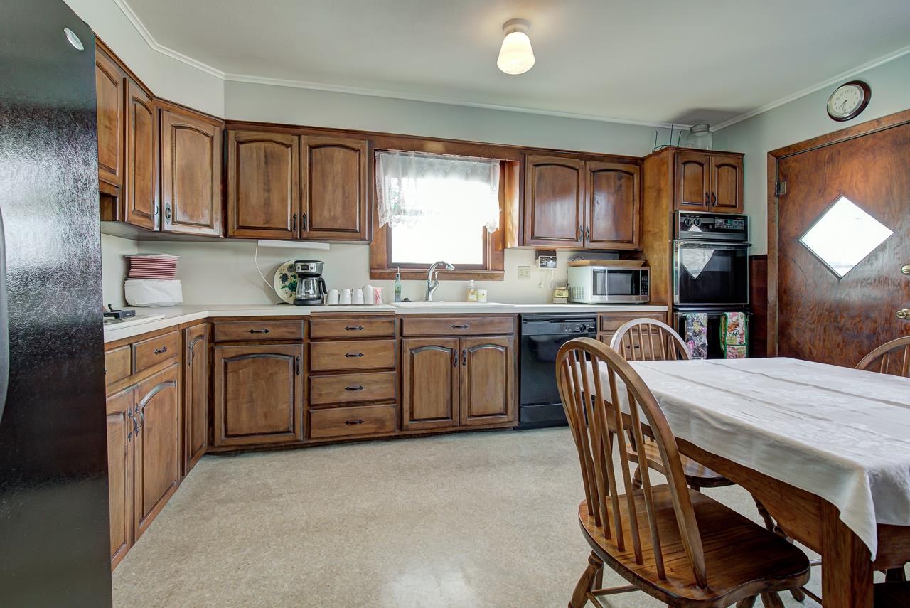 418 W Maple Ave
