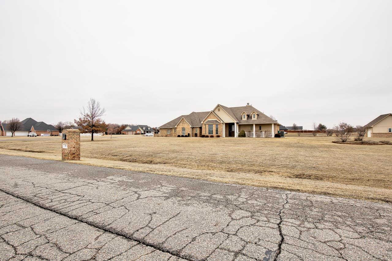 28 Wilderness Rd