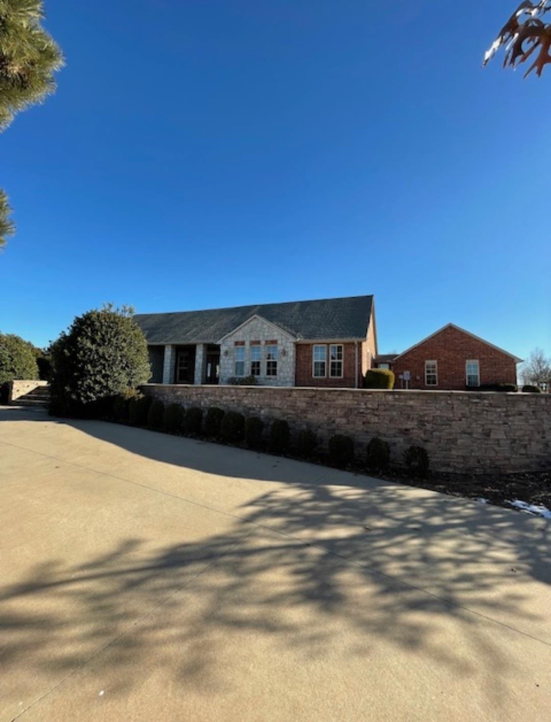 505 Lake Trail Dr