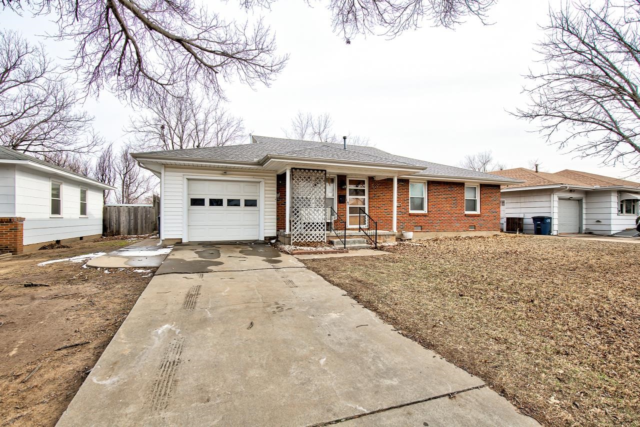 1729 N Monroe