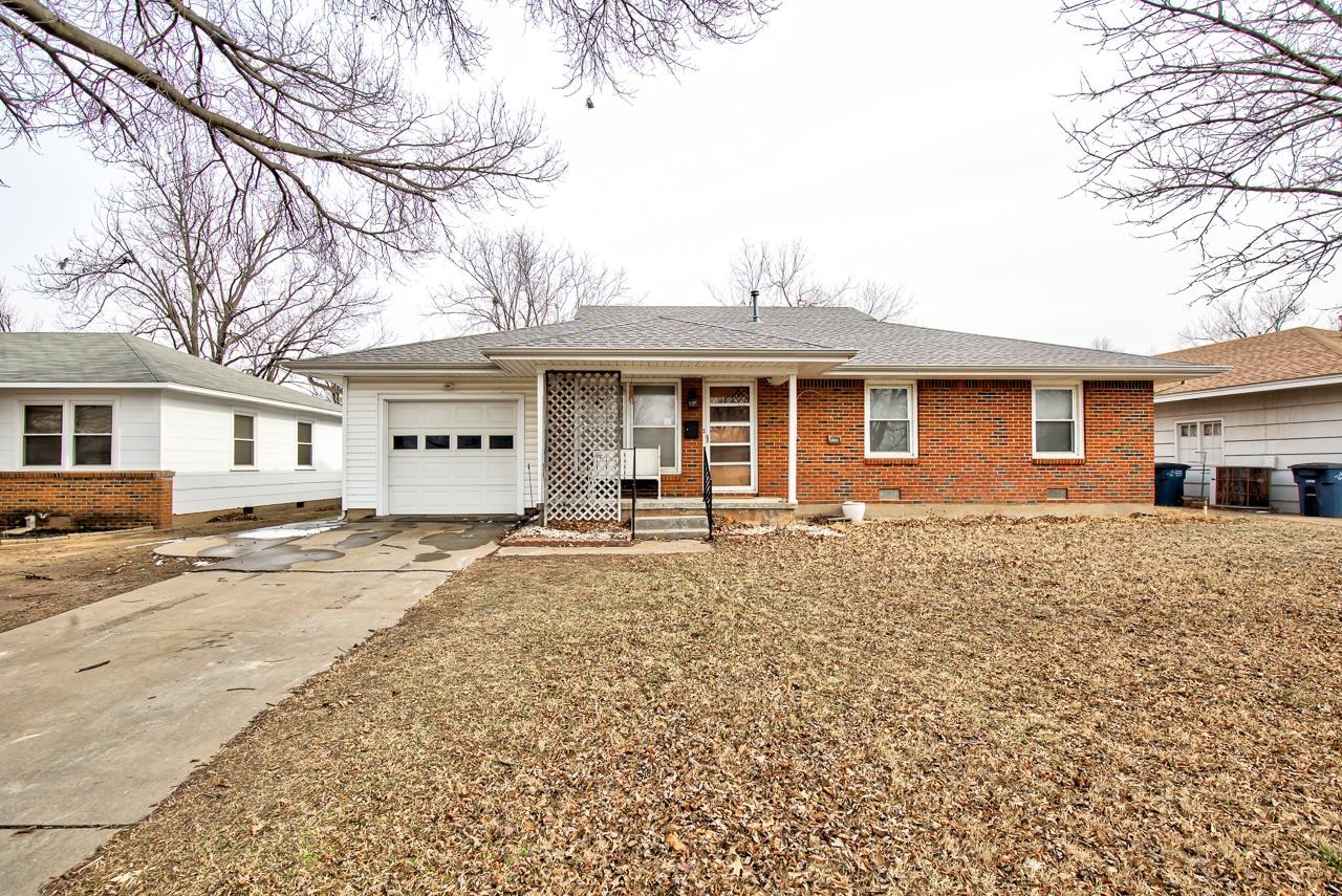 1729 N Monroe