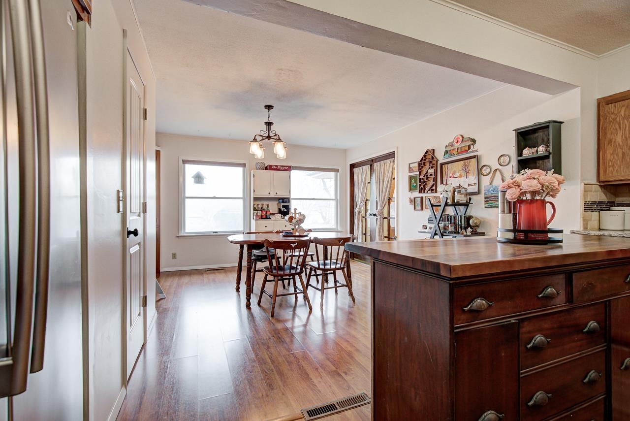 1729 N Monroe